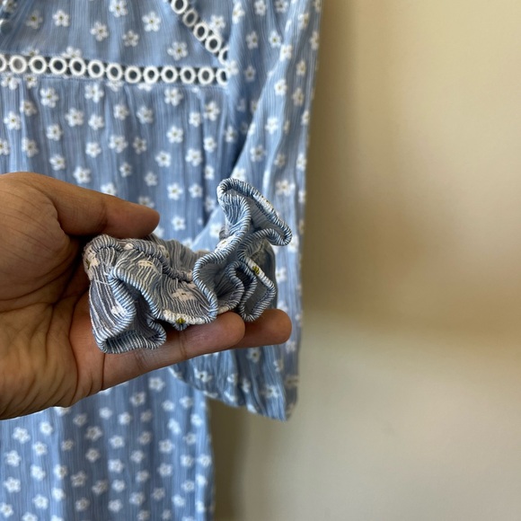 Zara Long Sleeve Ruffle Cuff Neck Embroidered Boho Peasant Daisy Print top - Picture 4 of 5